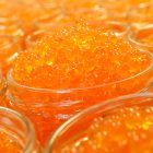 Œufs de Truite Rouges Premium – Caviar Raffiné Caviar de Truite Gastronomique Français Perles de Truite Fraîches et Délicates Œufs de Poisson Truite Haut de Gamme Caviar Rouge de Truite de Luxe Œufs de Truite Gourmet Français Caviar de Truite Fine Dining Perles de Truite Naturelles et Fraîches Œufs de Truite Artisanaux Premium Caviar Rouge de Truite Élégant