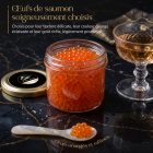 Œufs de saumon frais aux grains rouges